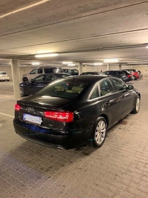Sort Audi A6 fra 2011