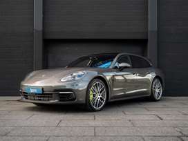 Porsche Panamera 4
