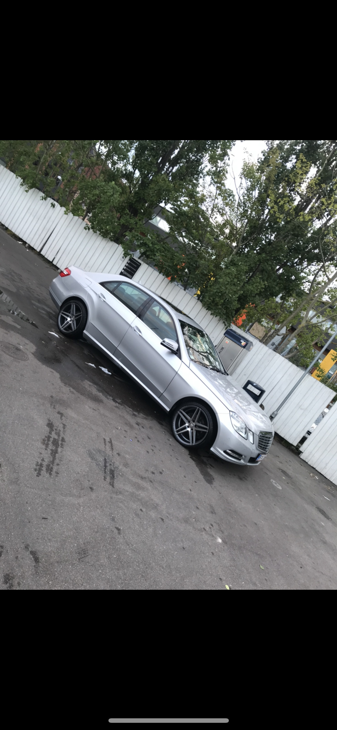 Mercedes E200 2,1 J001M0