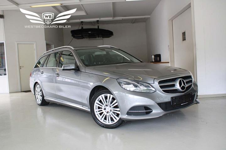 Grå Mercedes E220 fra 2014