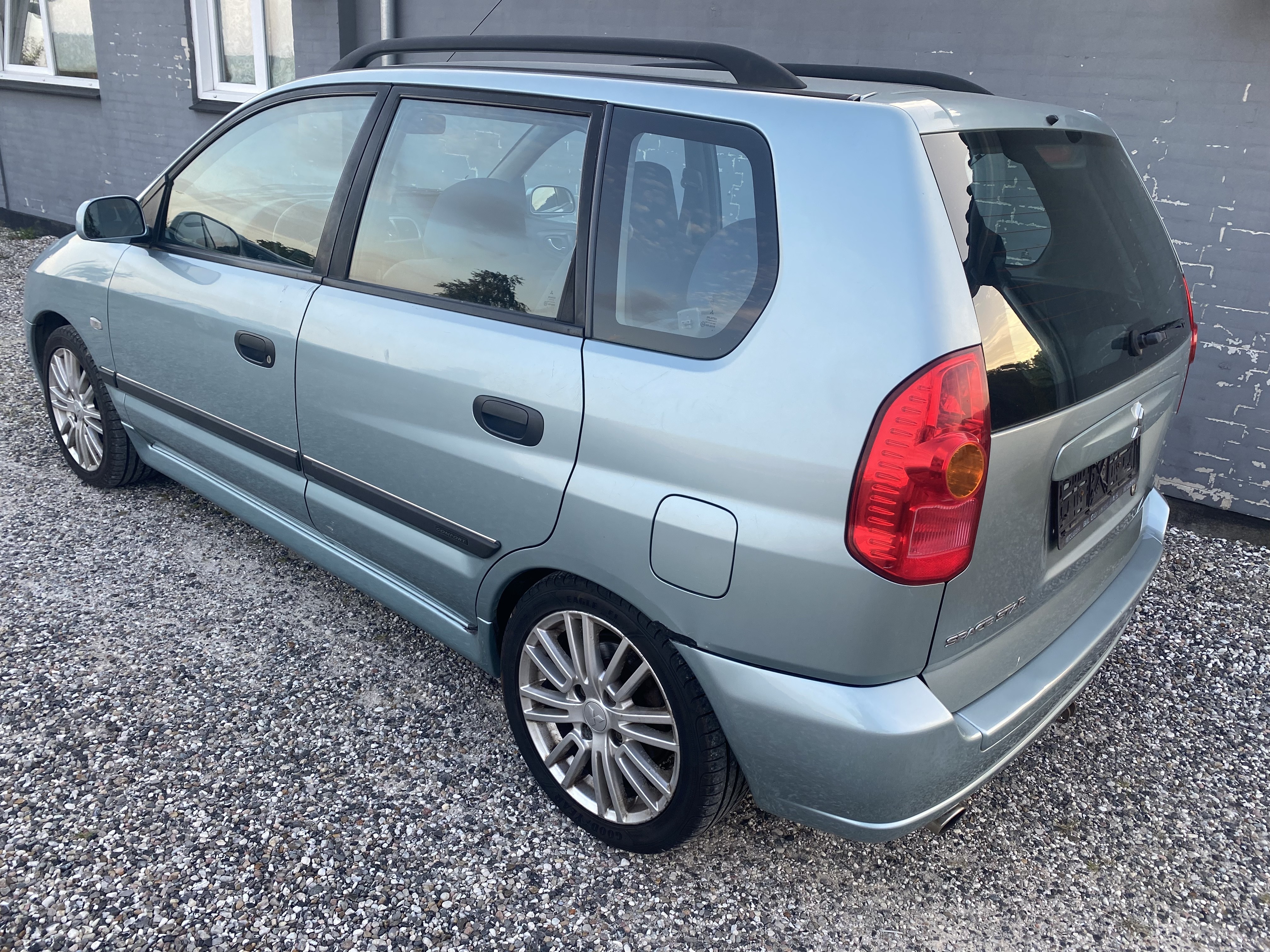 undefined Mitsubishi Space Star fra 2004