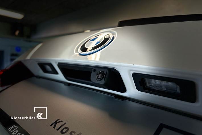 Hvid BMW iX1 fra 2024