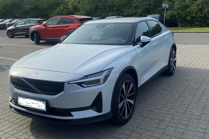 Grå Polestar 2 fra 2021