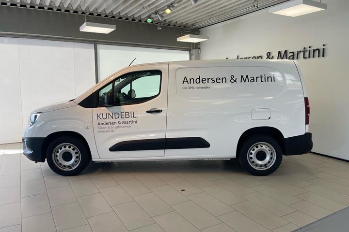 Hvid Opel Combo fra 2022
