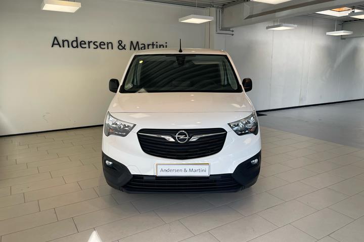 Hvid Opel Combo fra 2022