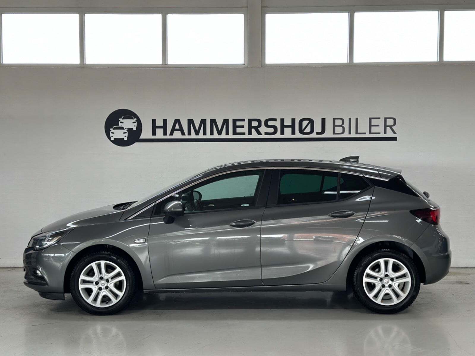 undefined Opel Astra fra 2017