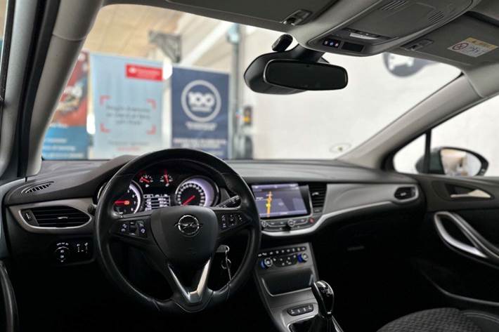 undefined Opel Astra fra 2017
