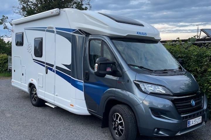 Hvid Fiat Knaus fra 2019