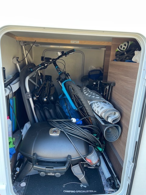 Hvid Fiat Knaus fra 2019