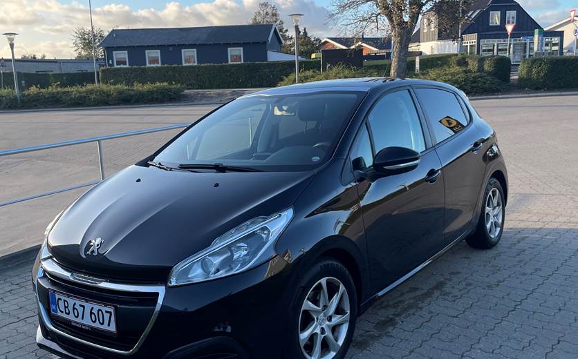 Peugeot 208 1,6 BlueHDI 100 hk 5D