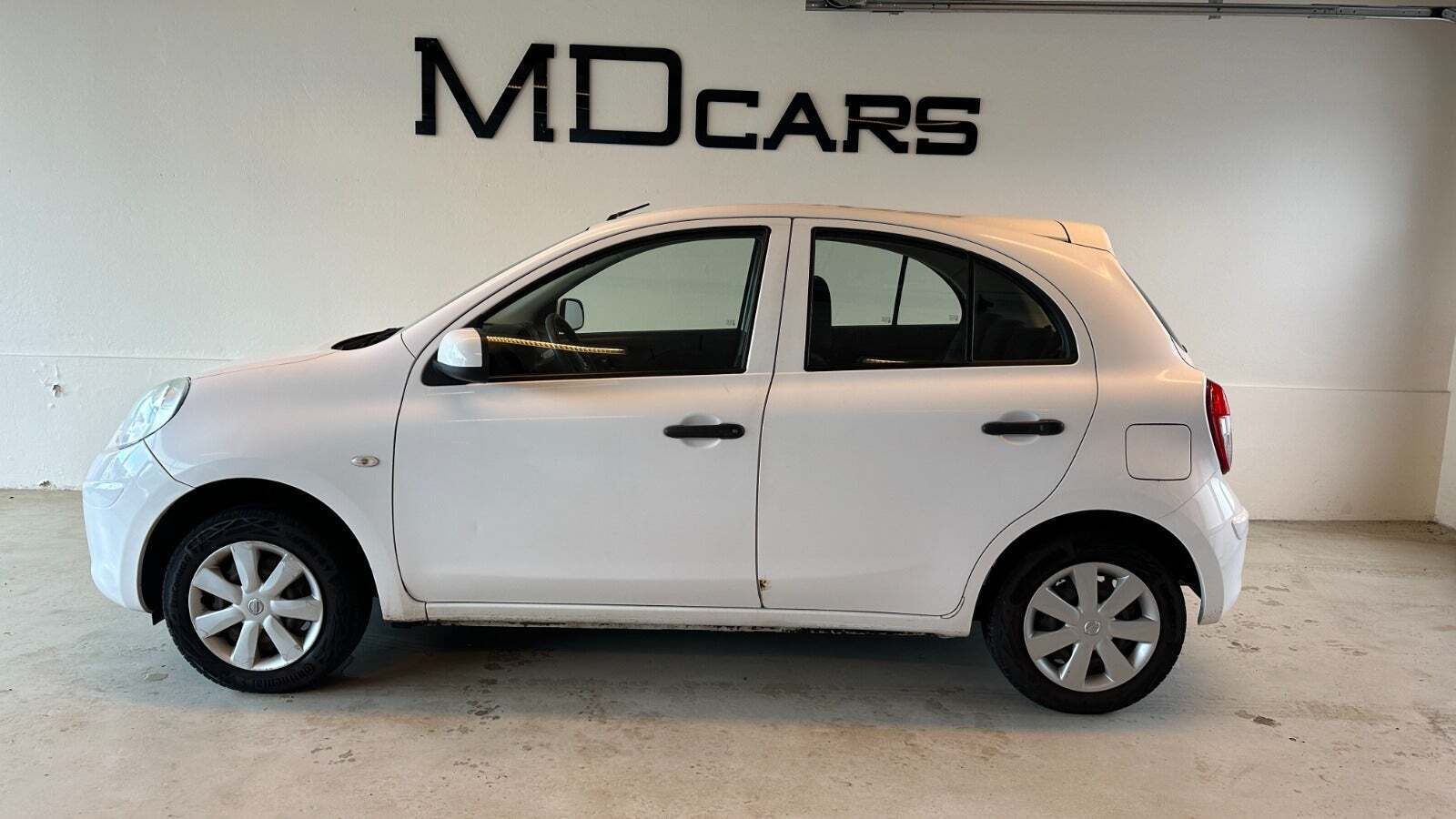 Hvid Nissan Micra fra 2011