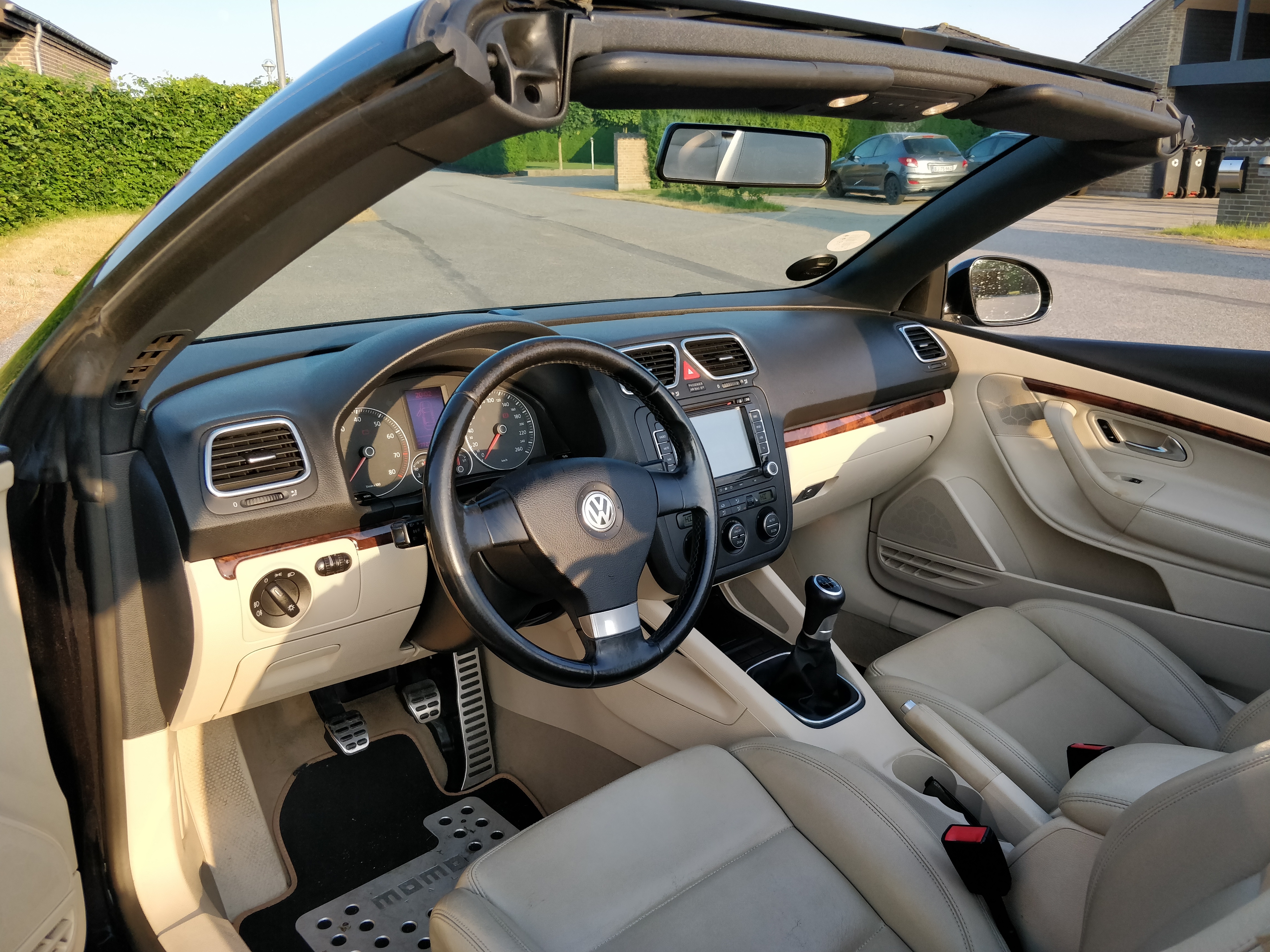 Sort VW Eos fra 2006