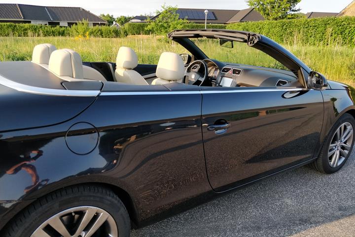 Sort VW Eos fra 2006