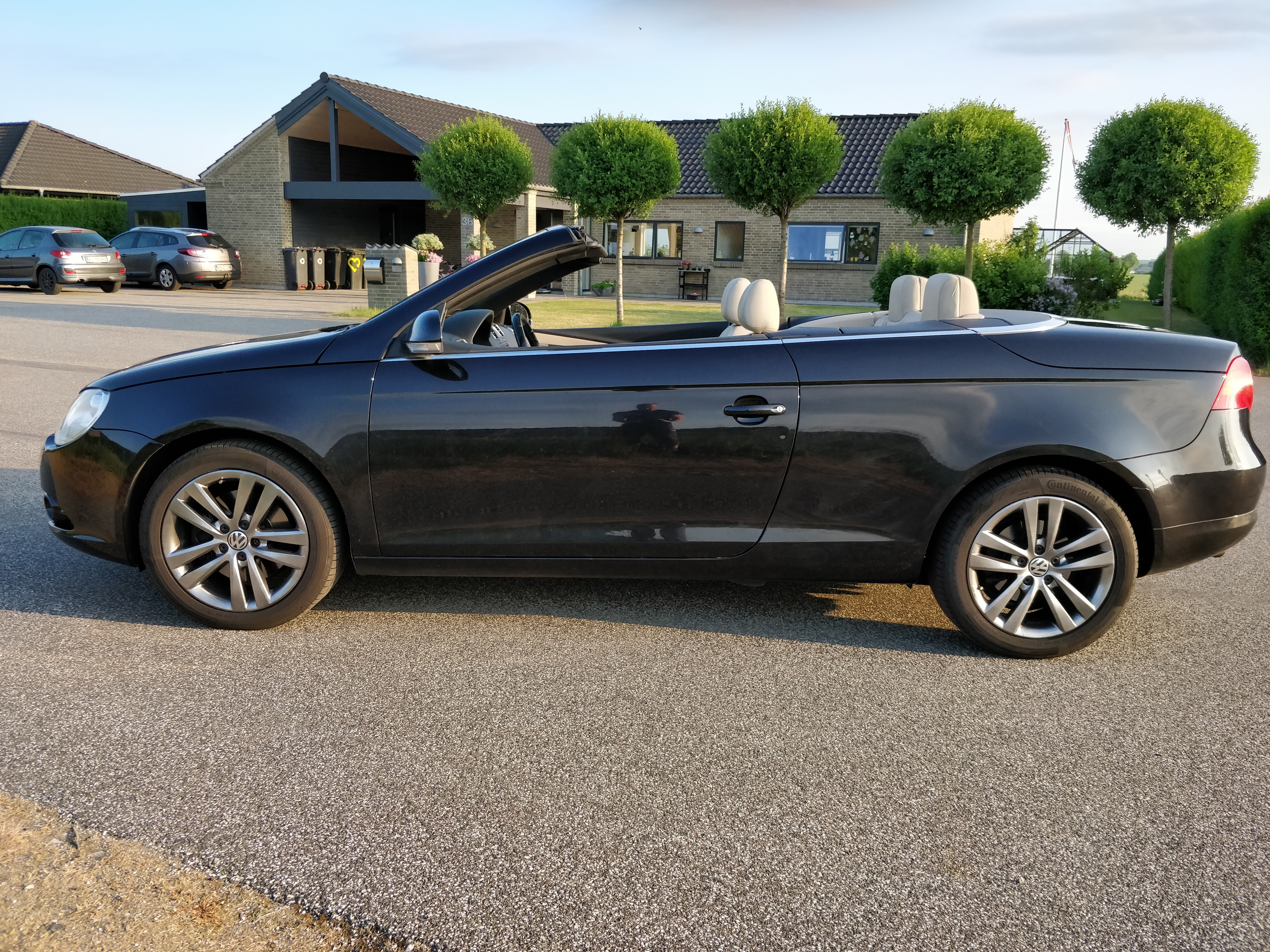 Sort VW Eos fra 2006
