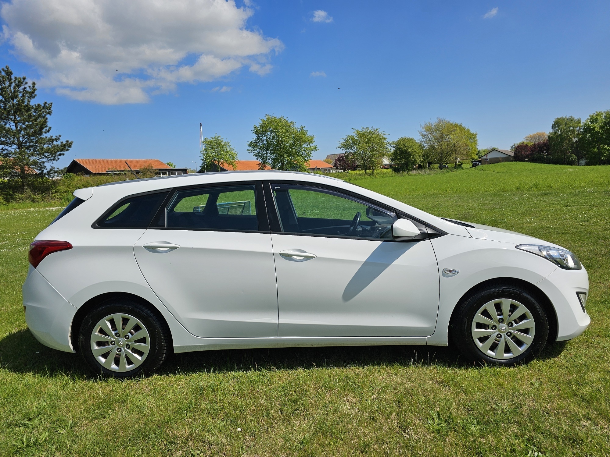 Hyundai i30 1,6 CRDi 5 dørs Stationcar