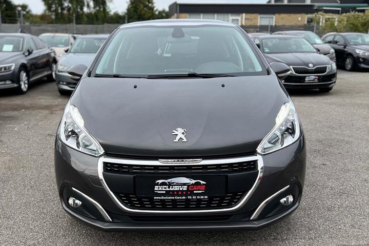 undefined Peugeot 208 fra 2018