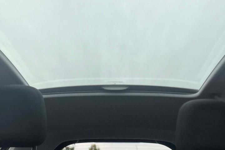 undefined Peugeot 208 fra 2018