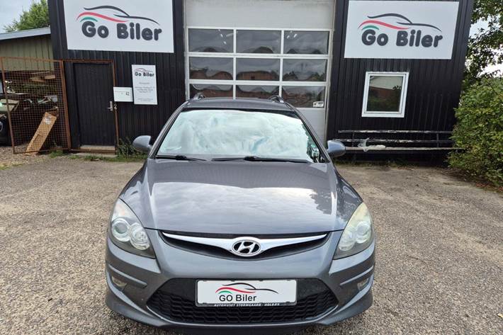 Grøn Hyundai i30 fra 2010
