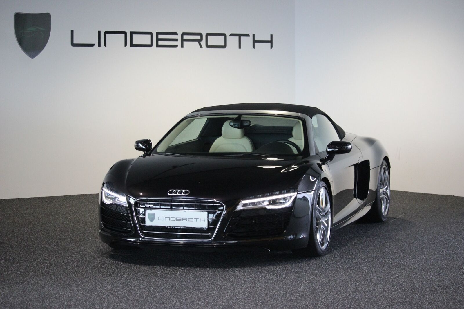 Sort Audi R8 fra 2015