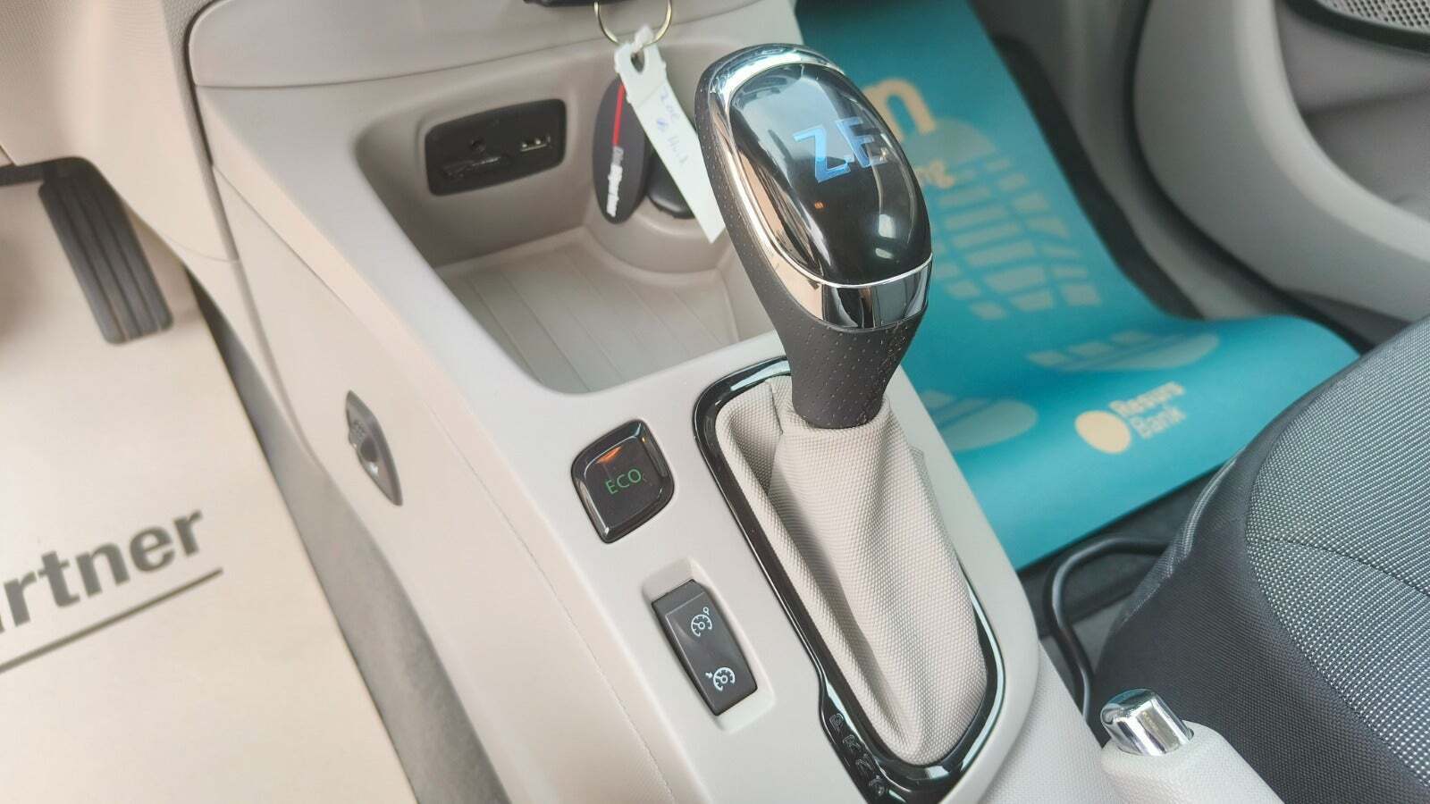 Hvid Renault Zoe fra 2016