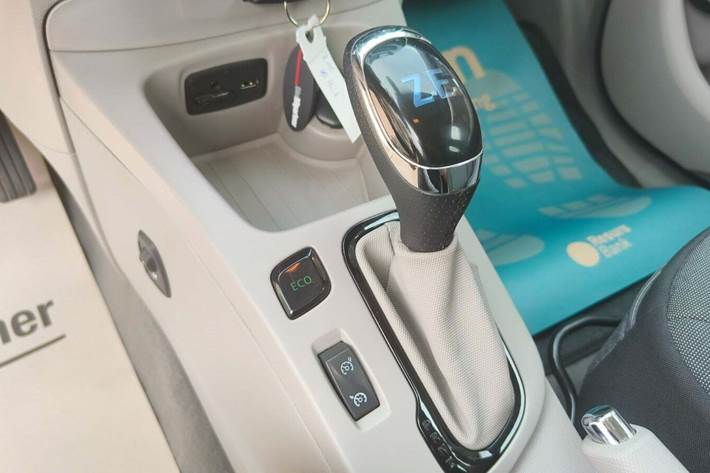 Hvid Renault Zoe fra 2016