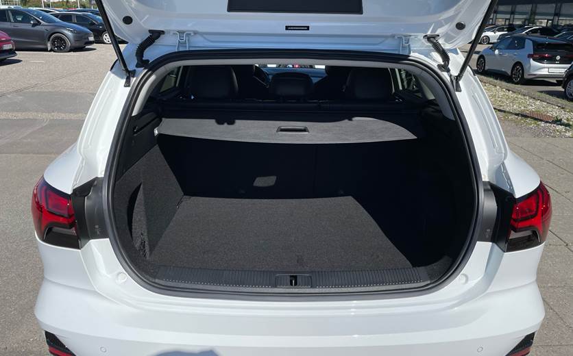 MG MG5 Electric