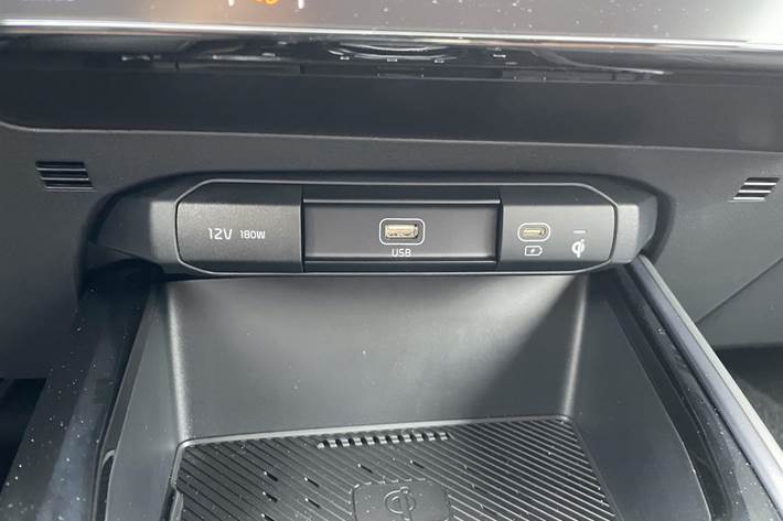 Hvid Kia Niro fra 2022