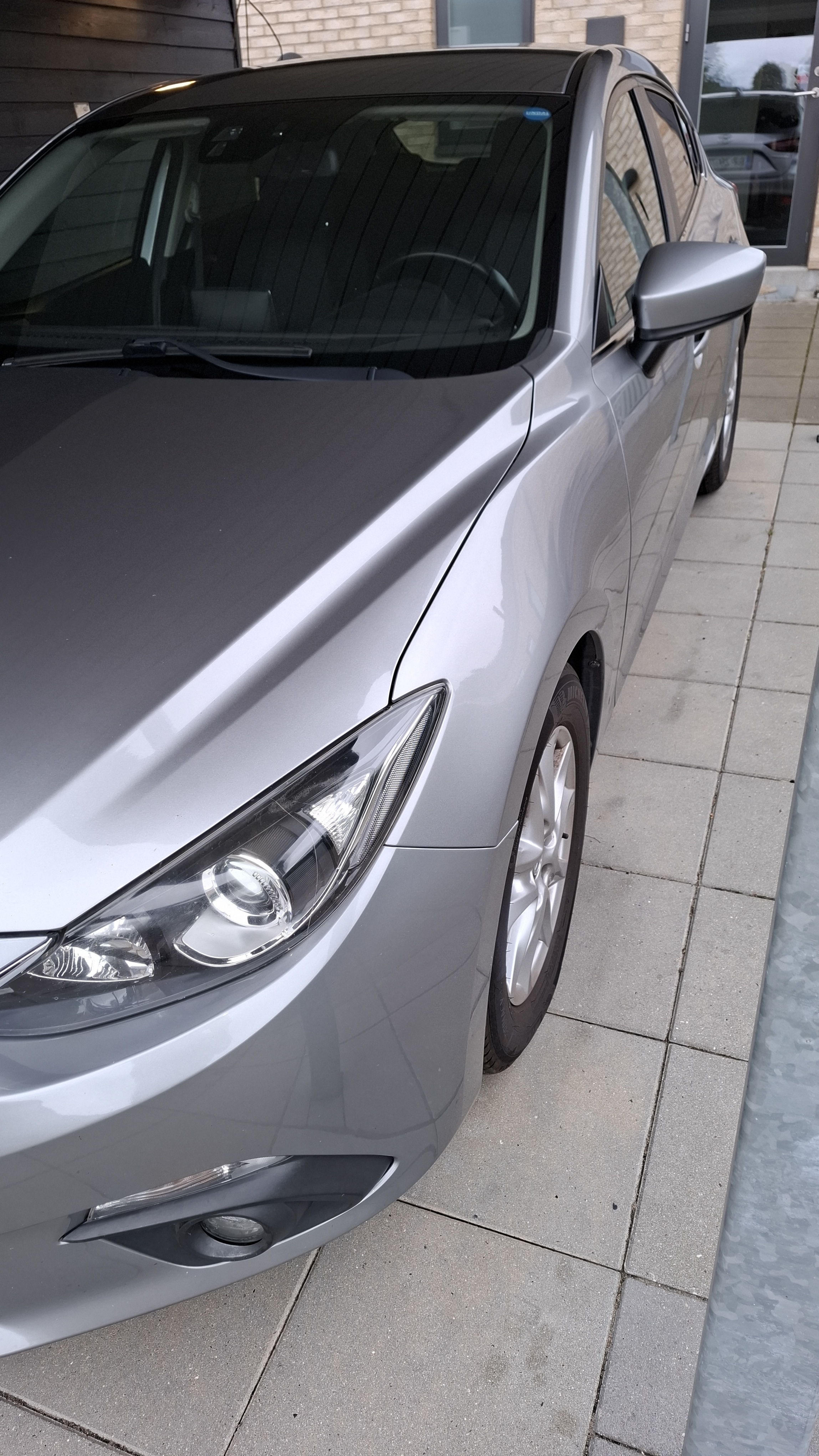 Mazda 3 2,0 SKYACTIV-G 120 HK