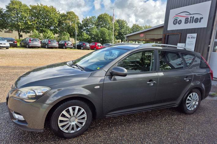 Grøn Kia Ceed fra 2011