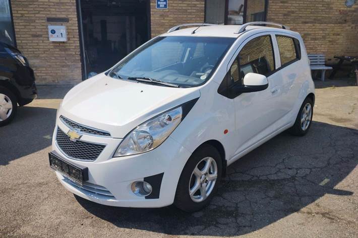 undefined Chevrolet Spark fra 2010 set udefra
