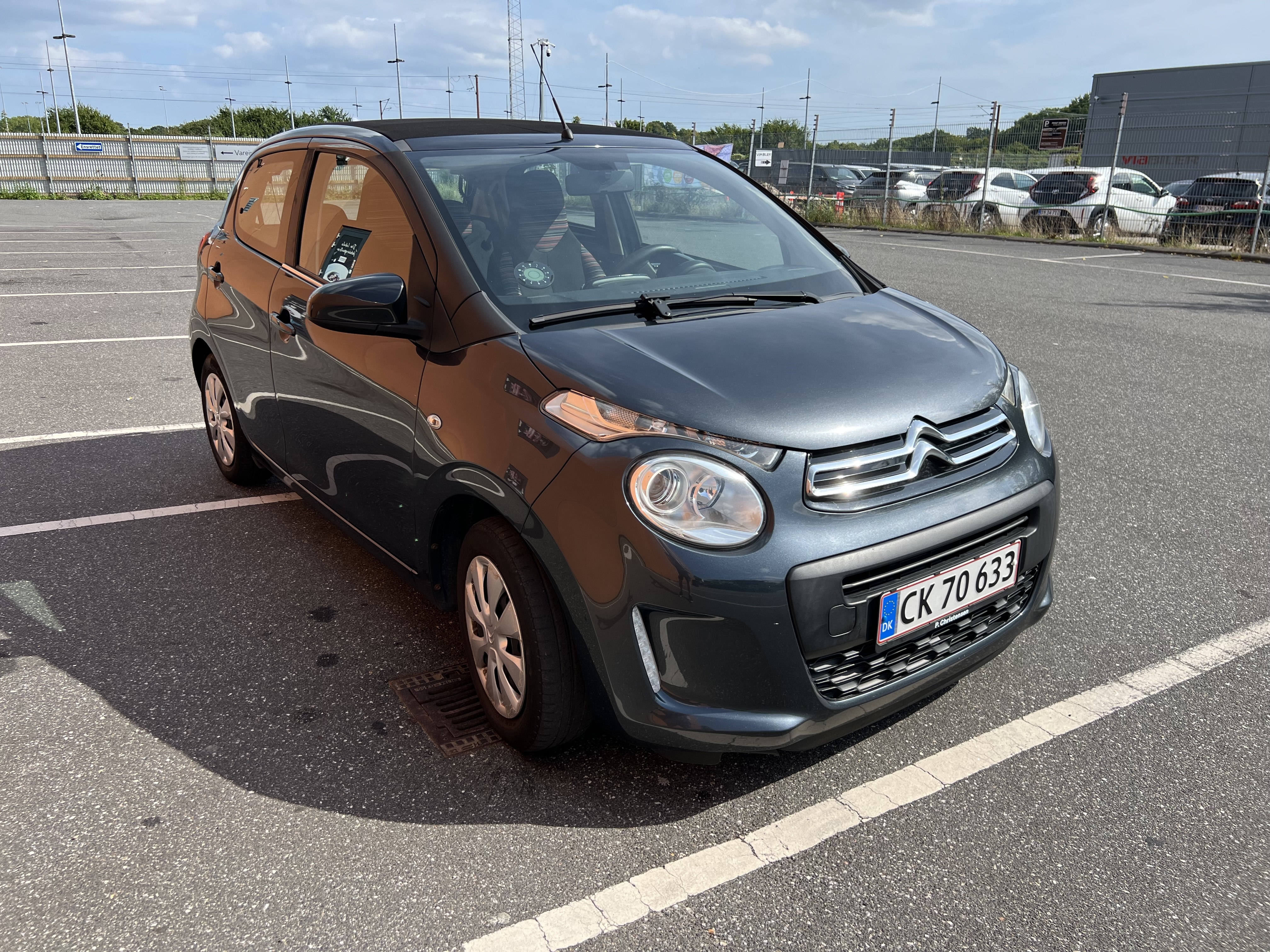 Grå Citroën C1 fra 2015