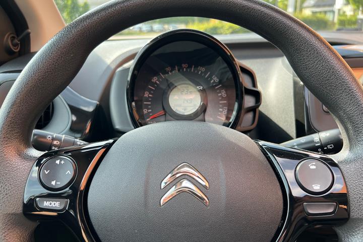 Grå Citroën C1 fra 2015
