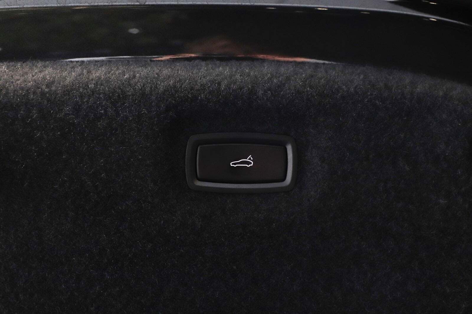 Grå Porsche Taycan 4S fra 2021