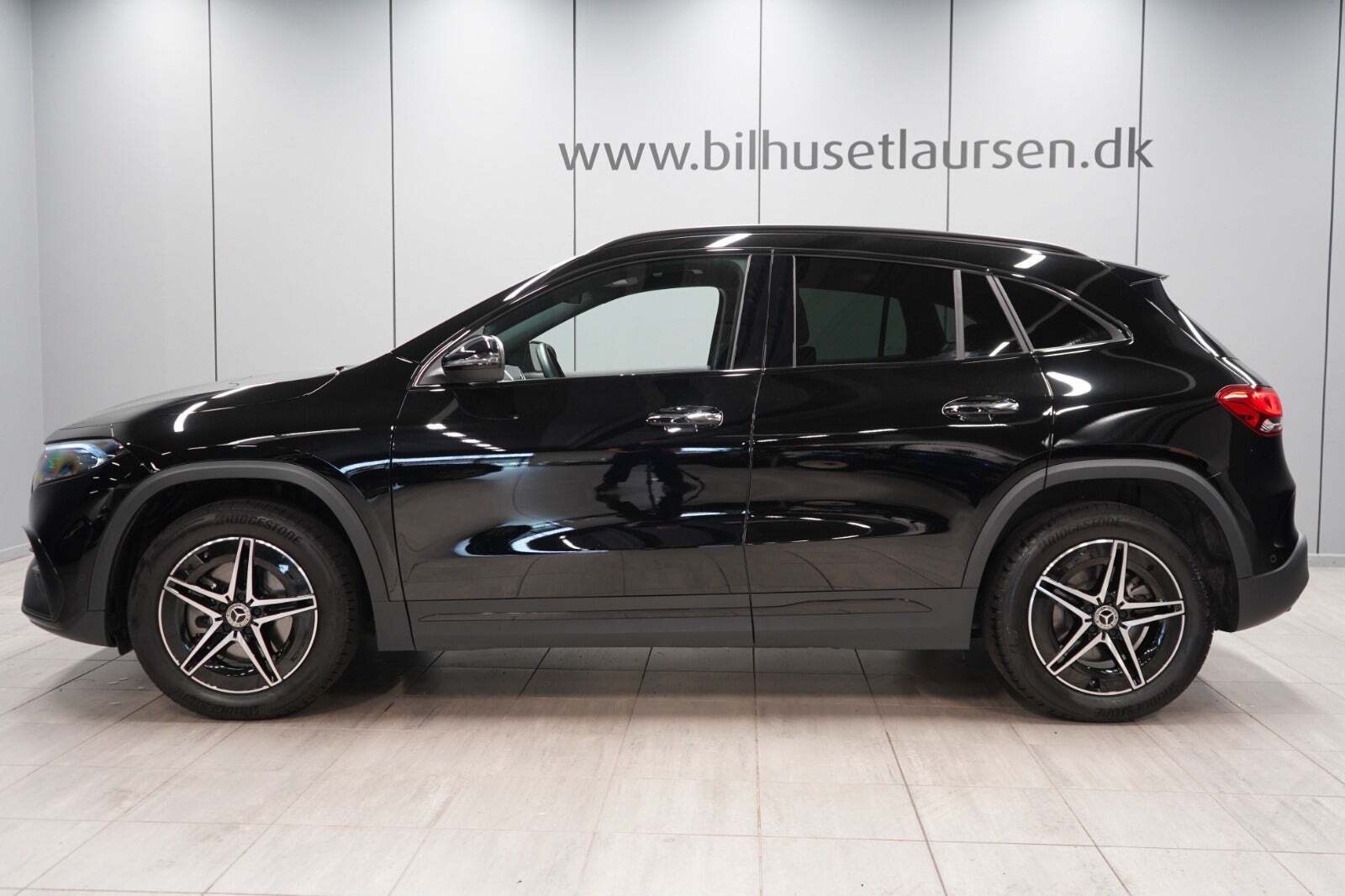 Mercedes EQA300 AMG Line 4Matic