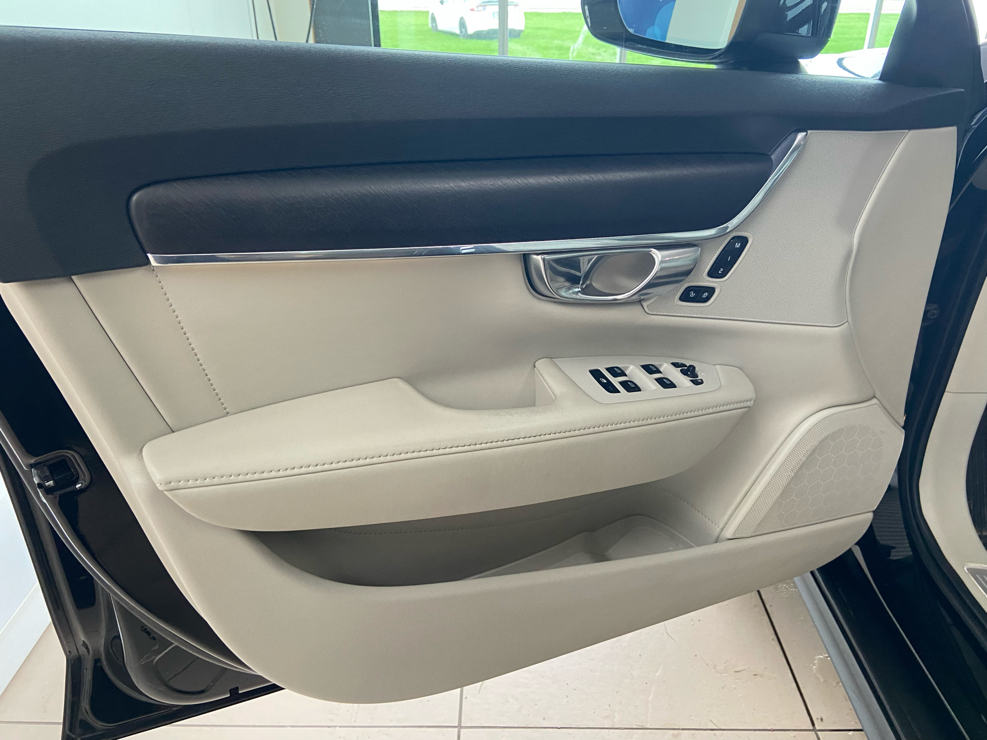 Volvo V90 Cross Country