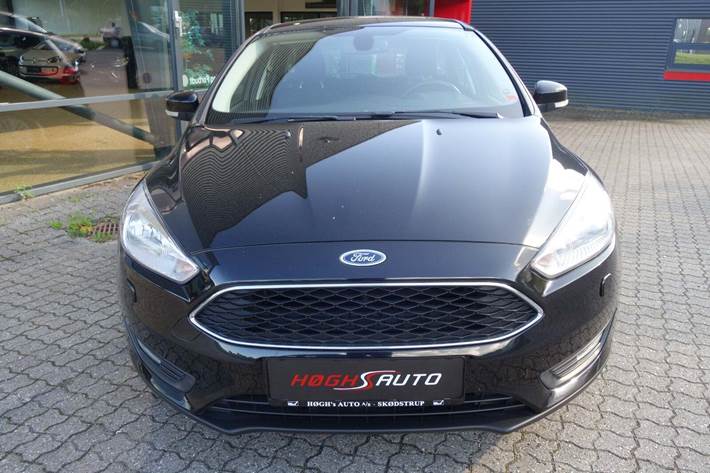 Sort Ford Focus fra 2015