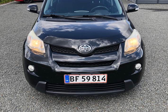 undefined Toyota Urban Cruiser fra 2010