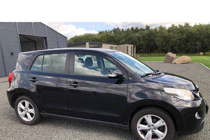 undefined Toyota Urban Cruiser fra 2010