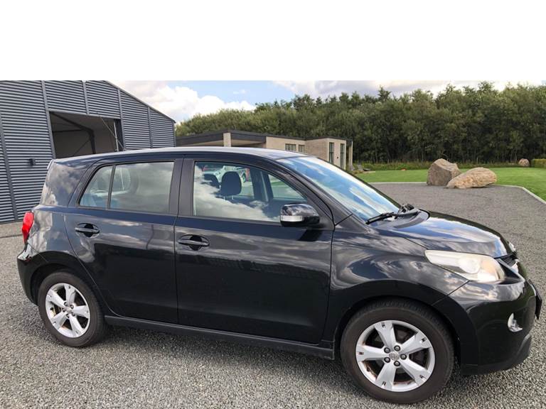 Toyota Urban Cruiser 1,3 MAN.6. 5-DØRS EC