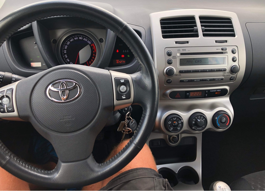 undefined Toyota Urban Cruiser fra 2010