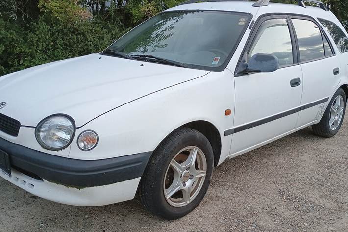 undefined Toyota Corolla fra 1997
