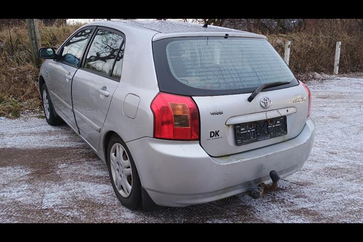 undefined Toyota Corolla fra 2003