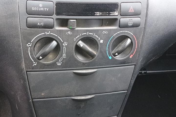 undefined Toyota Corolla fra 2003