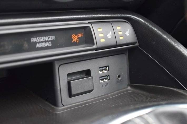 Rød Fiat 124 Spider fra 2016