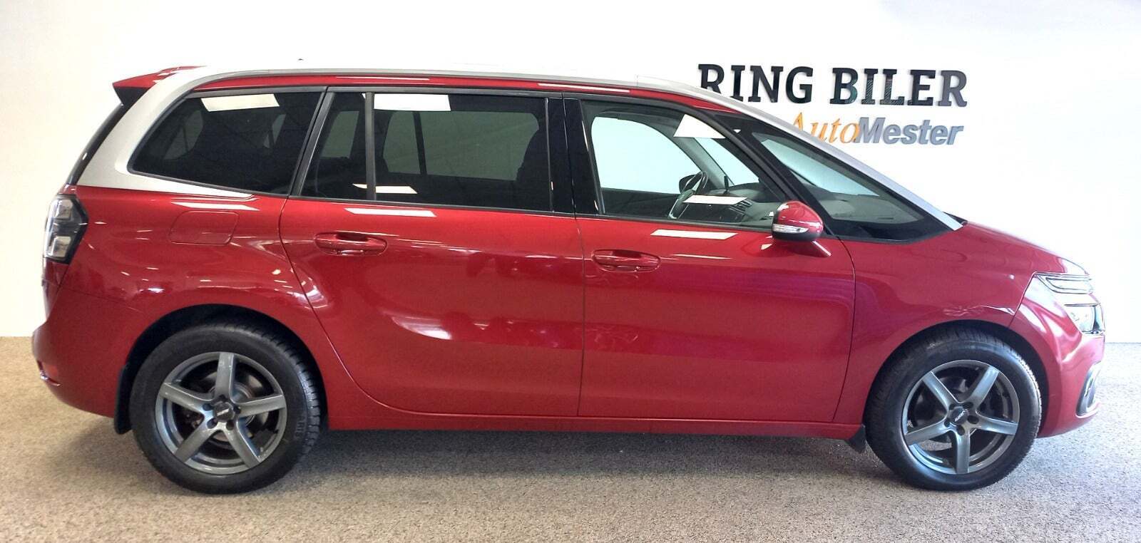Rød Citroën Grand C4 Picasso fra 2018