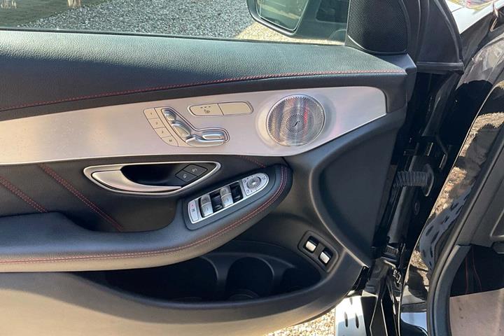 Sort Mercedes GLC43 fra 2016