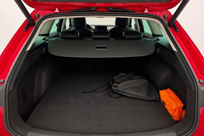 Rød Seat Leon fra 2022