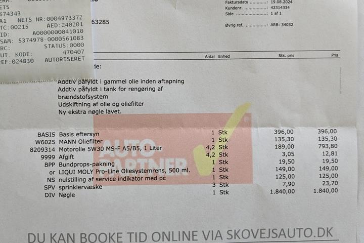 Grå Dacia Lodgy fra 2016