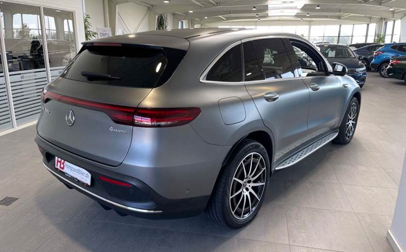 Mercedes EQC400