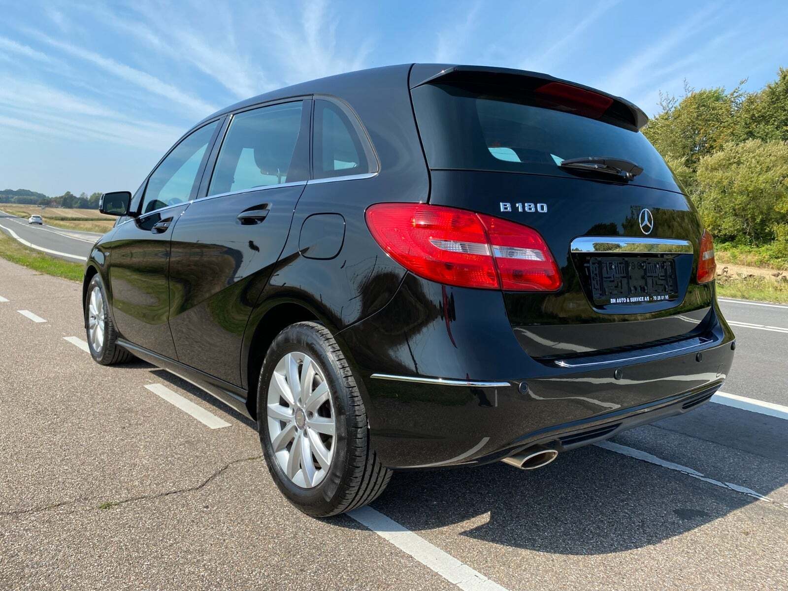 Mercedes B180